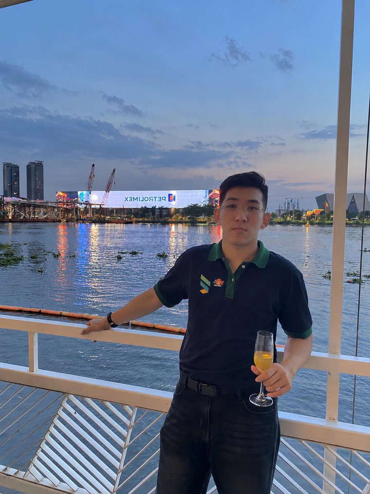 Portrait of Pham Hoang Tuan. Click to enlarge.